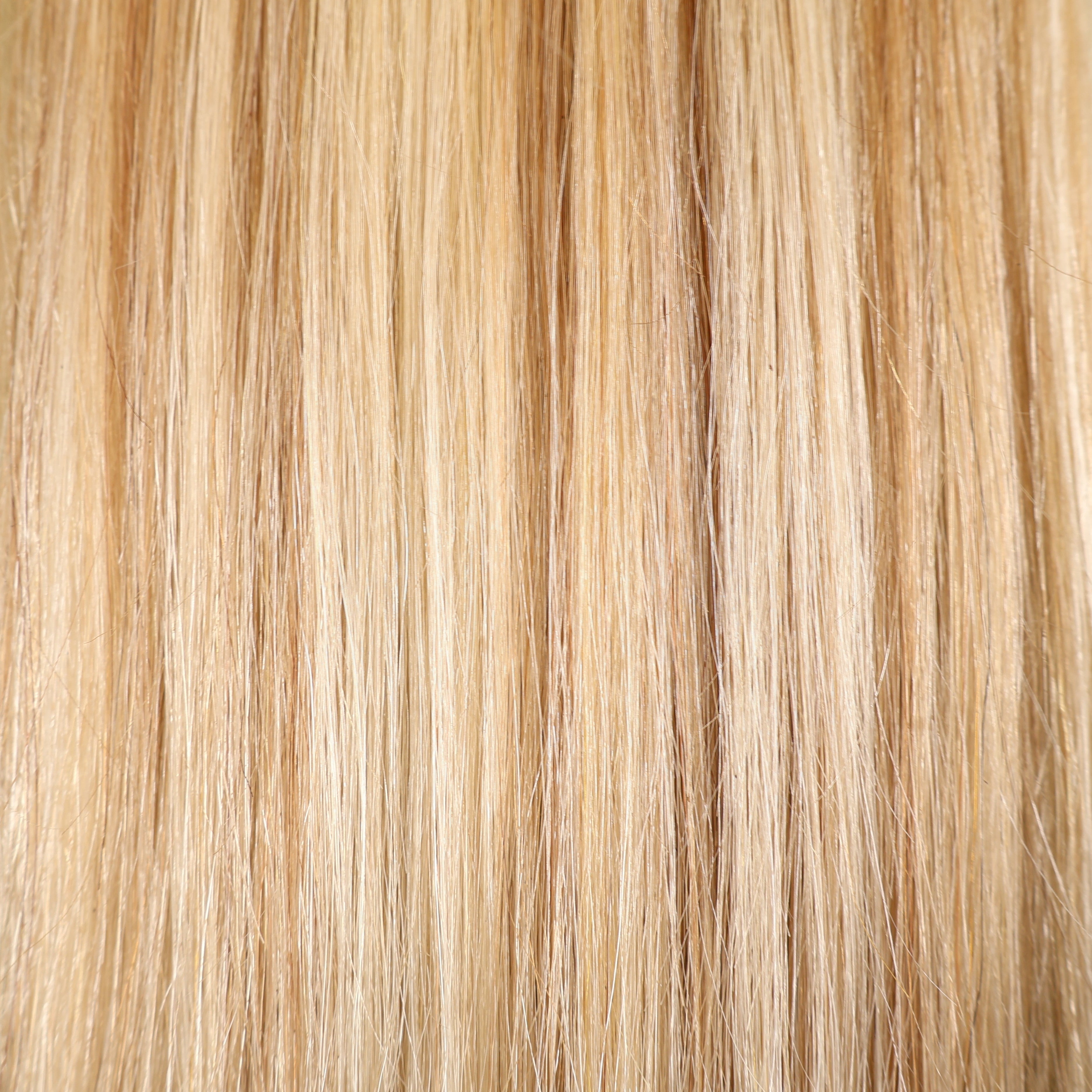 Clip In Human Hair Extensions 14–20 Inch | 100% Remy Hair | 6 Pieces | Echo Signature