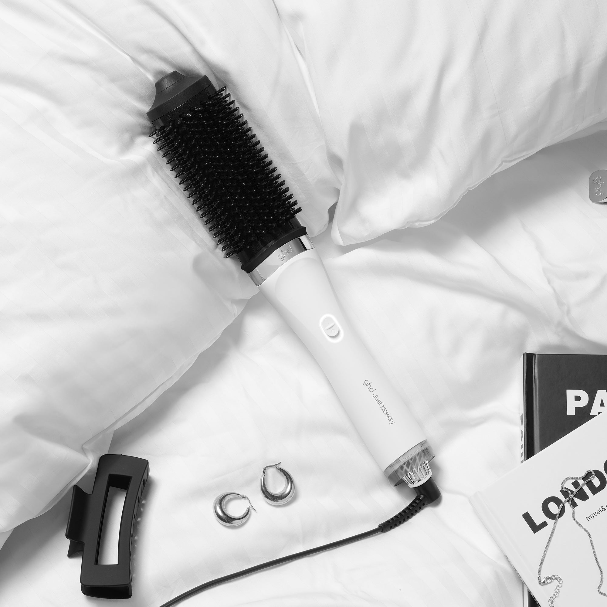 ghd Duet Blowdry Hair Dryer Brush In White