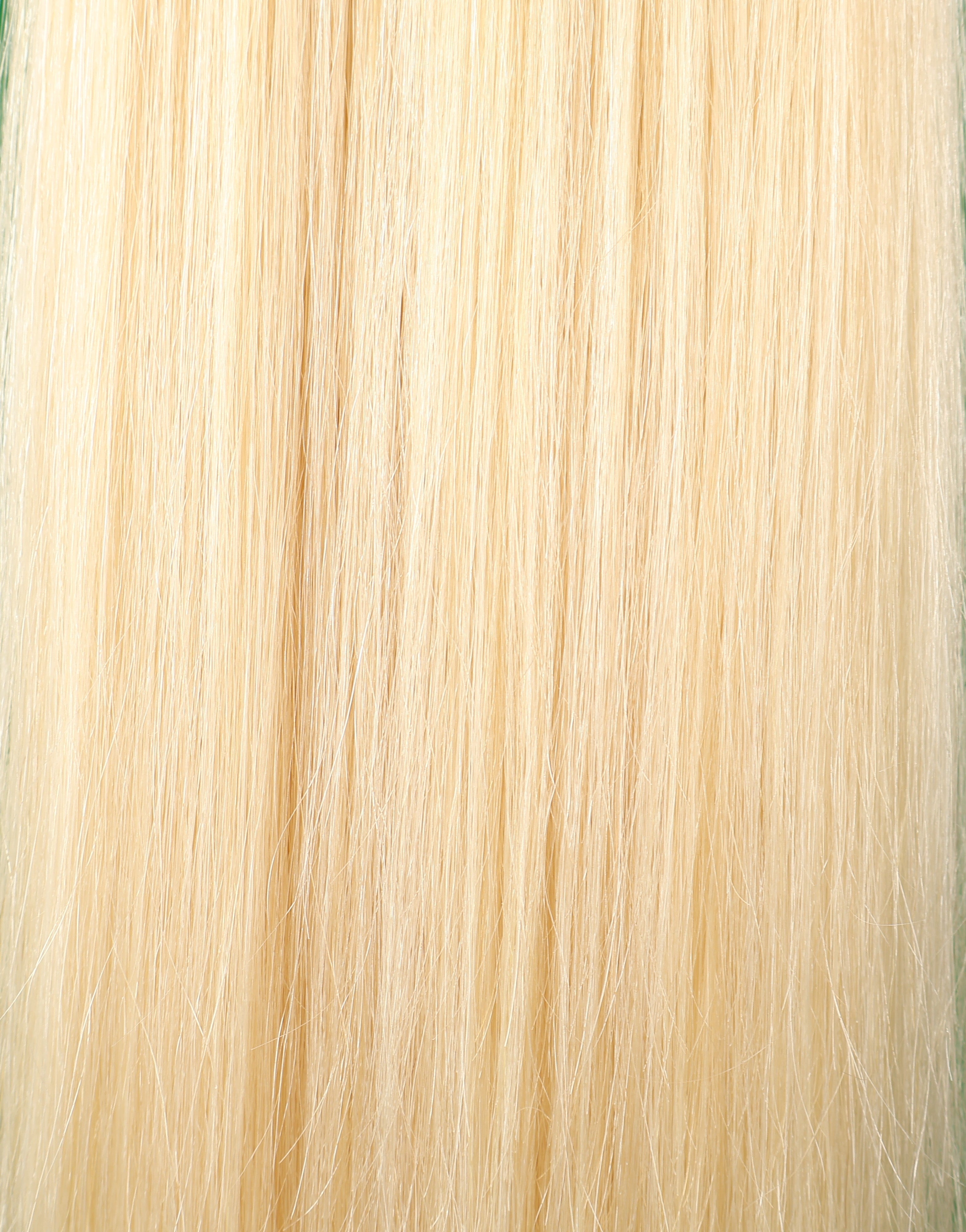 Pre-bonded Tape Hair Extensions 18–22 Inch | 40 Pieces | Echo Signature | 100% Human Hair