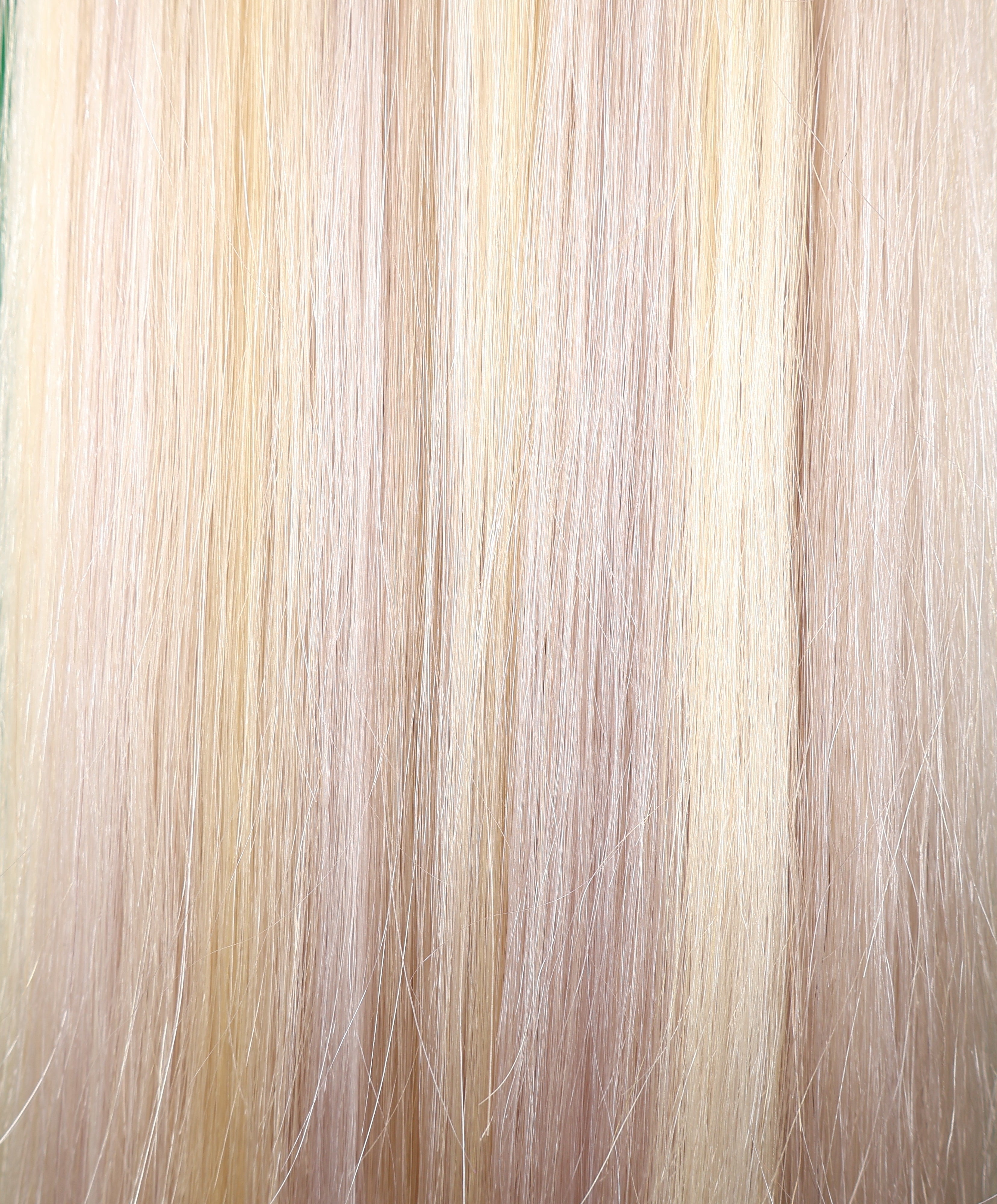 Pre-bonded Tape Hair Extensions 18–22 Inch | 40 Pieces | Echo Signature | 100% Human Hair
