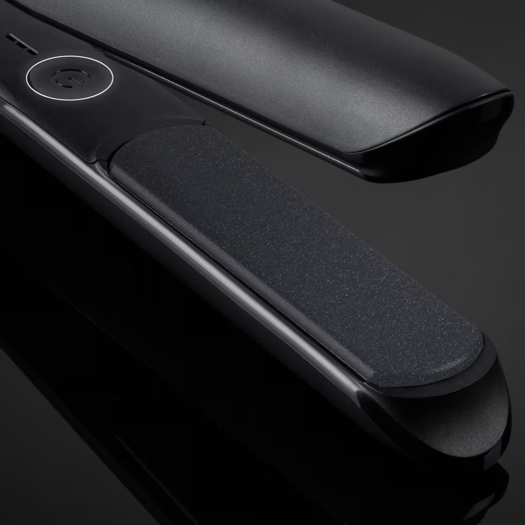 ghd_Chronos_hair_straightener_black_the_cosmetologist_hair_&_beauty