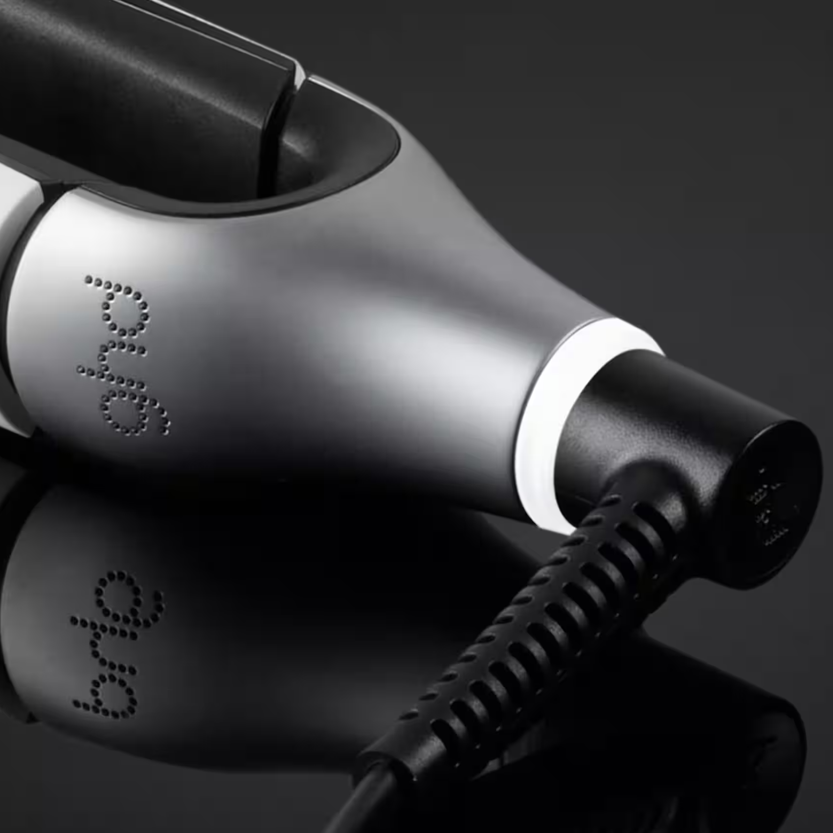 ghd_Chronos_hair_straightener_white_the_cosmetologist_hair_